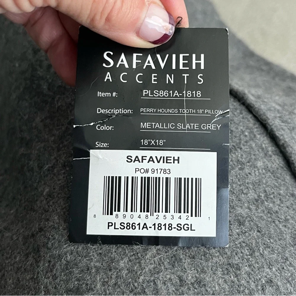 Safavieh Set of 2 Pillow Covers